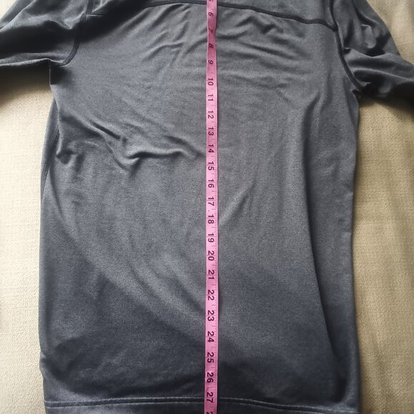 Under Armour cold gear. Large gray compression - Picture 3 of 3